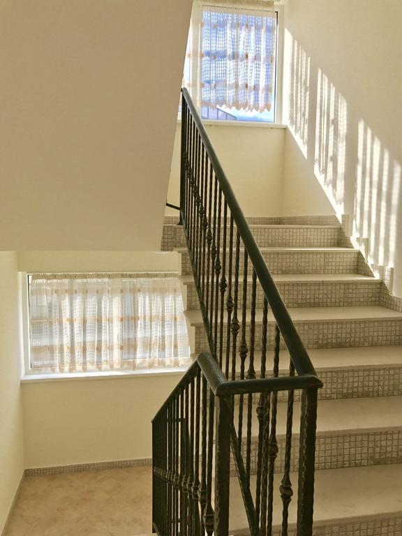 רבדה Villa Livia Boutique Apartments מראה חיצוני תמונה